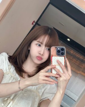 Han Bo-reum Instagram - #한블리 🍃🍃🍃