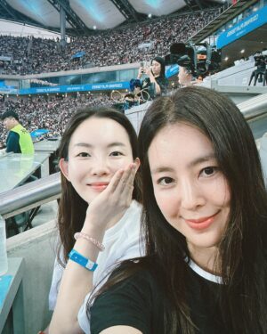 Han Chae-a Instagram - 매일매일 소중하게
@jmin.park 🖤