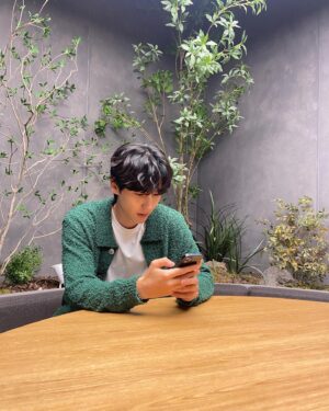 Han Do-woo Instagram - 😁😺👍🌿