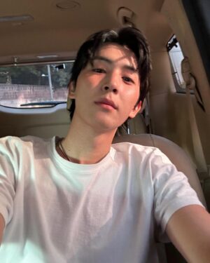 Han Do-woo Instagram - 아침저녁