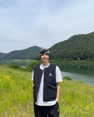 Han Do-woo Instagram - 🌿🌼