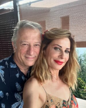 Hande Kazanova Instagram - Nice güzel ve anlamlı yıllara!🍒 
#03temmuz #weddinganniversary 
#evlilikyıldönümümüzkutluolsun 
#14yıl❤️