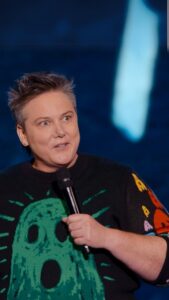 Actor Hannah Gadsby HD Instagram Photos and Wallpapers June 2024