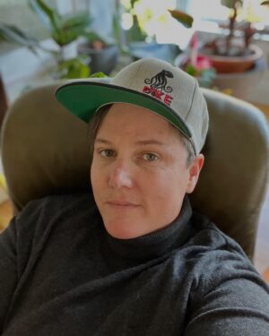 Hannah Gadsby Instagram - I am home, finally…I have not been home in a year.  I love home. I don’t want to leave home.  But, alas, I must. There are too many mediocre men to upset to quit just yet (according to my mum). Please join me on the tail end of the Australian and NZ leg of my #BodyofWork tour.
Swipe for dates and tickets at the link in bio.
