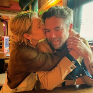Harriet Dyer Instagram - That’s episode 8 in your inboxes. 🙊
The support for this season as it has come out has been nutso. 
Thank you to each and every cast and crew member who make the Colin world such a privilege to work in and such a joy to watch and to @binge @foxtel and @easytiger.tv for letting it be weird. 
And thank you to our audience. It’s nothing without an audience. 
ENJOOOOOOOOOY 
🥂
UK, US and all the other patient territories, when there’s a date we will tell you.🙏🏼