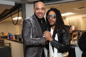 Harvey Mason Jr. Instagram - Our heart 🖤 Love these moments of our #BMCHonors honorees and the @RecordingAcademy’s CEO, @harveymasonjr.

We were thrilled to celebrate the industry icons and honor them for their impact and achievements within industry.