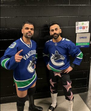Harvinder Sihra Instagram - Thank you for the love, Vancouver ❤️

Working @rogersarena is always a blessing

Humbling to think we watched our first event at this arena 28 years ago & now we’ve worked for both WWE (2x) & AEW at this arena all while representing our beloved @canucks 

Proud of this accomplishment.🙏🏽