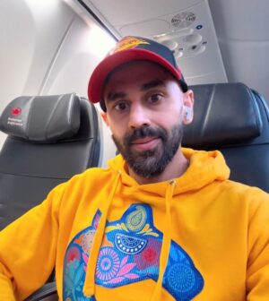 Harvinder Sihra Instagram - #Toronto ✈️

@sharpwrestling
