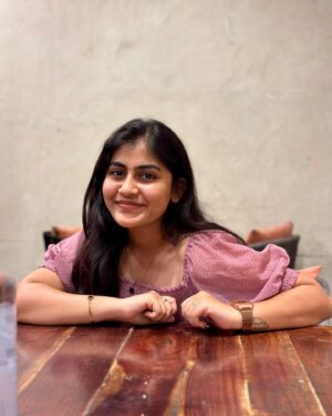 Hasini Anvi Instagram - Murari re release anta veldhama 🙈🤌🏼💞

#hasini #hasinianvi