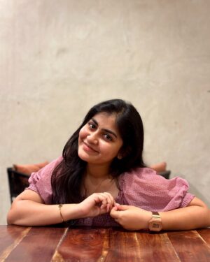 Hasini Anvi Instagram - Murari re release anta veldhama 🙈🤌🏼💞

#hasini #hasinianvi