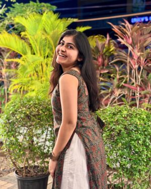 Hasini Anvi Instagram - A glimpse of serenity 🤍
Amma’s clicks are always perfect.🥰

Outfit : @diva_designer_studio_ 

#hasini #hasinianvi