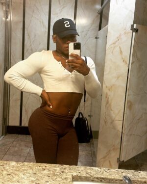 Hassan Aziz Instagram - "The only one that can stop me is that chick in the mirror." 

🤍✨