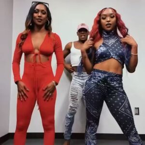Hassan Aziz Instagram - BADDDDIE BREAKDOWN!! ❤️🤍💙🔥🔥🔥 #StirItUp #ThatsOnPeriod 🔥