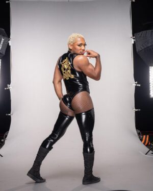 Hassan Aziz Instagram - I don’t have to bring shit to the table - I AM the table. ✨

#AEW #SonnyLikeMoney #QueenShit