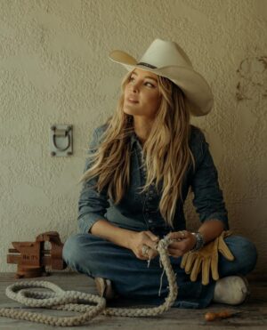 Hassie Harrison Instagram - Hey friends, just wanted to let you know my cover feature of @cowgirlmagazine hits stands this week! Grab a copy if you can. Means the world.