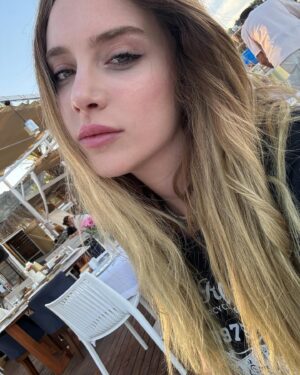 Hayal Köseoğlu Instagram - Birikmiş selfie arşivi   2 pov
