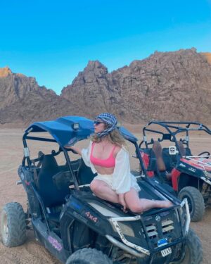 Hayal Köseoğlu Instagram - Sürpriz sonlu 🔆 مخصماك 
@prontotour
@swissotel_sharmelsheikh