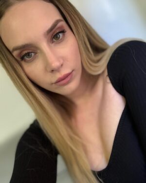 Hayal Köseoğlu Instagram - birikmiş selfie arşivi