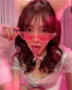 Hazuki Kimura Instagram - 飼います？