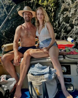 Heather Graham Instagram - Amo l’Italia in estate ❤️#santamargaritaligure #portofino #cinqueterre #monterorsso #vernazza #riomaggiore #manorola #italy 
🇮🇹💋💃🏼🌊🌞💫❤️
