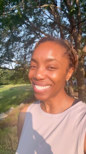Heather Headley Instagram - It’s my favorite time of the #morning, with my favorite type of news….

#happyfriday
@natsymphonydc 
@stevenreineke 
@kennedycenter