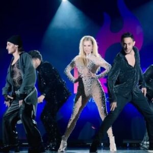 Heather Morris Instagram - The comeback of Brittany S. Pierce with an Epic performance by our HEAT faculty. 🔥🙌🔥 
HEAT NATIONALS 2024 

Video by @jacob.hiss & @joshua_bergner 

#heatishome #refinedbyfire #heareducateadvocatetrain #bringtheheat #danceconvention #heatconvention #heatnationals #heatcompetition #dancecompetition #heattour #heat #danceheat #dance #dancer #dancelife #jazz #jazzfunk #hiphop #glee