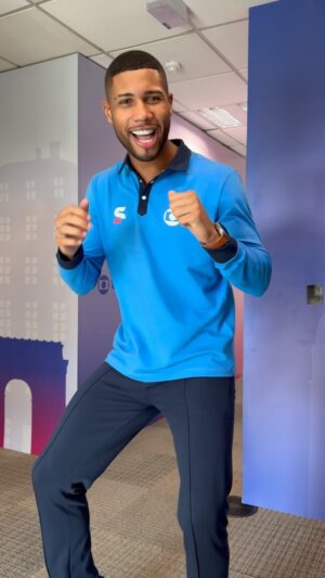 Hebert Conceicao Sousa Instagram - Inimigo do gingado passando pra dizer que tem Brasil no ringue às 15h no Sportv2 com @keno_marley1