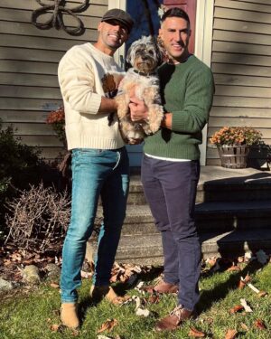 Hector "Ektor" Silva Instagram - In this time and age, I am grateful for the freedom we have to spend and enjoy time with our loved ones. I manifest for this freedom to spread to every corner of the world. Sending my love out to the Universe, may it gets back you. 🫶🏽