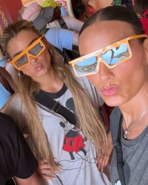 Heidi D'Amelio Instagram - Happy birthday my girl! I love you so much🩵 since the day you made your debut in this world.💙 your smile, your laughter and your warm heart are contagious🩵 I am so lucky that for 23 years of my life, I’ve got to witness the beauty of you inside and out💙 celebrating you is my favorite thing to do🩵 happy happy birthday, Dixie