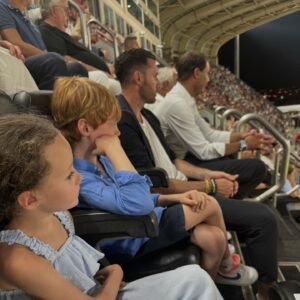 Helen Lindes Instagram - Tiempo de calidad en Mallorca 💚💙❤️ Alan, Aura, papá y mamá disfrutando de una semana juntos después de mucho tiempo 🥰 Qué recuerdos más bonitos estamos forjando!! Gracias @rudy5fernandez por el planazo. #mallorca #familyholiday #verano2024
