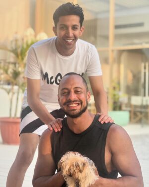 Hesham Gamal Instagram - اكبر دليل انك دايماً واقف معايا اننا ملناش ولا صوره انت قاعد فيها ..كل سنه وانت واقف فى كل المواقف اللى ملهاش علاقه ببعض دى