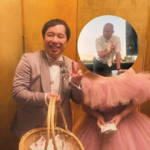 Hiccorohee Instagram - 幸せお裾分けしてもろた式
泣いて笑ってめっちゃええ式やった

1.せいやと顔出しOKなおじいちゃん
2.クマモリペア
3.イナヒコペア
4.わしによる代表スピーチ
5.釣りバカせいや
6.小林さんがずっとジャンケン勝ち続けていた
7.粗品スピーチ
8.よく泣いてよく笑うモリシ
9.ずっとおもろかったナダル
10.一生お幸せに！！