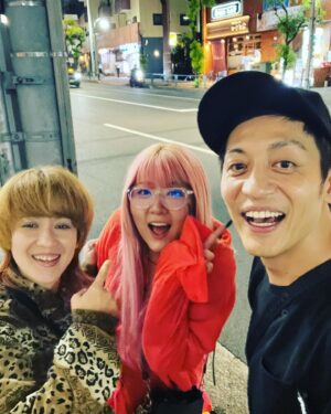 Hideaki Murata Instagram - あんま交わへん3人で飲んだよ
ギャルはええ奴ばかり
楽し過ぎたよ
また飲んでくれるかな…
おやすみなさい

#渚
#きょんちぃ