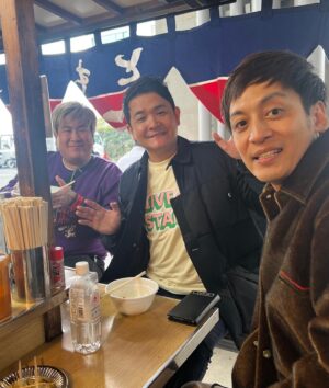 Hideaki Murata Instagram - ライブスタンド福岡ありがとうございました。
満員御礼‼️
とんでもない人数のお客さんでした‼️
福岡泊まりたかったなぁ…

#ライブスタンド
#福岡