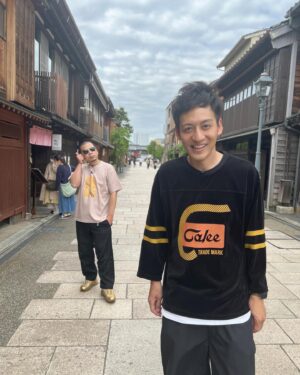 Hideaki Murata Instagram - やっぱロケといえば金沢よね

#耳グッド