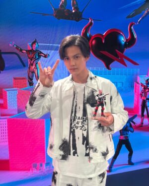 Hideyoshi Kan Instagram - 『TAMASHII NATIONS presentsスペシャルライダーアーツday』
ご視聴頂いた方有り難う御座いました

『TAMASHII NATION 2022』はベルサール秋葉原で実施されているので会場まで遊びに行って下さい〜

■配信媒体：
・BSP公式SNS（YouTube、Twitterなど）、BSP公式HP

そして今日の仮面ライダーギーツ第11話ご視聴有り難う御座いました🦊
来週の12話もお楽しみに！