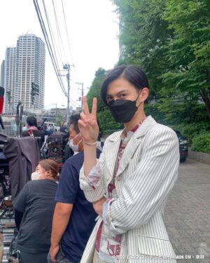 Hideyoshi Kan Instagram - #7🦊
Thank you
.
現場でのオフショどーぞー！
.
来週も見てね🥷
.
#仮面ライダーギーツ