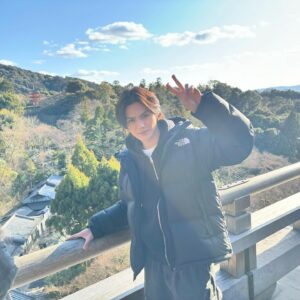 Hideyoshi Kan Instagram - 人生2回目の清水寺に行ってきました🇯🇵⛩️
幼少期の頃とは見え方が全く変わってて、
僕もちょっとは大人になったのかなと思いました笑

また色んな京都のお寺巡りしたいなと思いました。

#簡秀吉 
#楽しんでる秀吉