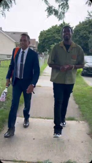 Hill Harper Instagram - Dang last time I voted was in the All-Star game for LeBron 🤦🏾‍♂️🤣😂🤷🏾‍♂️ @hillharper 

Make sure y’all go out and vote today for 
my brother the next US Senate ✅💪🏾🙌🏾

🎥By:@dre_calhoun40t.v