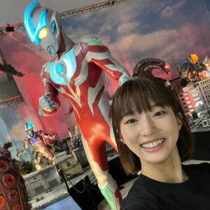 Himena Tsukimiya Instagram - ウルサマいってきたああああああ🥺🥺🥺
あつあつな夏がそこにはあった！！！
本当に本当に楽しかった！！！！！！！！
大号泣したあああ！！！！！！
ゼロ様がハイタッチしにきてくれた！！！！！！
泣いた！！！！！！！！！！
ブレーザーはもう…#ネタバレはしない
ありがとうウルトラマン！！！！！
ありがとうウルサマ！！！！！

さいっっっっこうだぜ！！！！！