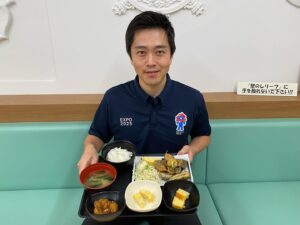 Hirofumi Yoshimura Instagram - 府庁食堂、福島応援定食、なう。福島の魚介類は安全で美味しいよ！