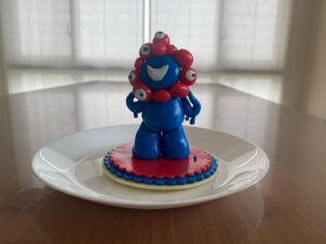 Hirofumi Yoshimura Instagram - これ、ケーキの上にのってたミャクミャクのお菓子。非売品。めちゃうまない？
