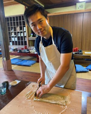 Hirofumi Yoshimura Instagram - 生まれて初めて、茶そば、作ってみたで。面白かったで。
