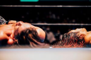 Hiromu Takahashi Instagram - 【6.21後楽園ホール大会】
HIROMUBOMB!!! を撮影してくれた西槇太一さんが撮ってくれたよ（@nishimakitaichi ）

美しいね📸