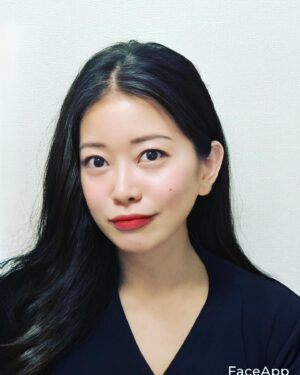 Hiroyuki Miyasako Instagram - アプリ、スゲ〜この子好きかも、て事は俺自分好きなんやなぁ〜😅ナルシストやなぁ〜