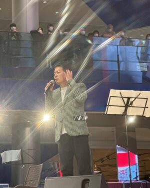 Hiroyuki Miyasako Instagram - 大阪2デイズ目は、セブンパーク天美さんでのリリースイベント。

おかげさまで最高なリリイベ最終日を迎えることができました!!これからもこういう機会増やせていけるといいな〜

今後とも「セカンドプロポーズ」、宮迫ですッ！をよろしくお願いします!!

#セブンパーク天美 
#セカンドプロポーズ