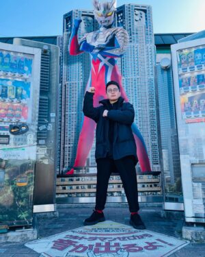 Hiroyuki Miyasako Instagram - けやきウォーク前橋にてカバーアルバムのリリースイベント15時からやりまーす😆お近くの方は来てね〜。向かう途中のサービスエリアにてパシャリ。

#ウルトラマンゼロ #ウルトラマンベリアル