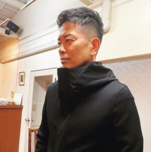 Hiroyuki Miyasako Instagram - 散髪したての、迫り男。