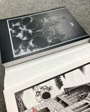Hisashi Eguchi Instagram - 藤子・F・不二雄『Ｔ・Ｐぼん』(タイム・パトロール)の愛蔵版の装丁がめちゃくちゃカッコいい。B5サイズの大判。本の背をつけず、綴り糸をそのまま剥き出しで見せる造本はコデックス装というらしい。ページがノドまで開くので、見開きもフラットに広げて見ることができる。細かい心配りが隅々まで行き届いてます。素晴らしい。全5巻で以後順次配本される模様。これは揃えたい。