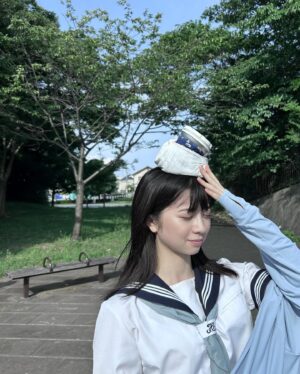 Hiyori Sakurada Instagram - いつもの公園。いつもの氷嚢。
@anokonokodomo_ktv